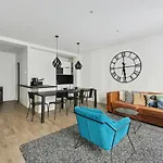 Elegant Appartement Dans Le Quartier Concorde A Paris