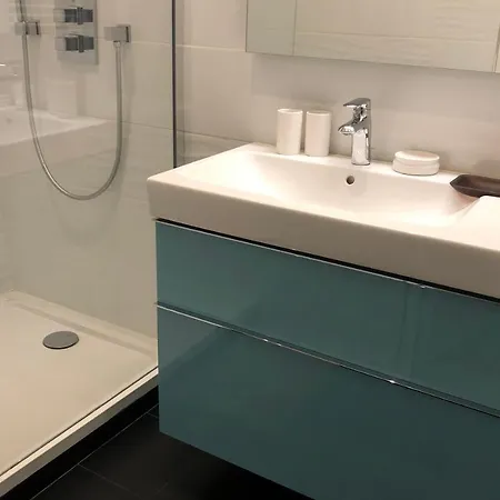 Apartment Elegant Dans Le Quartier Concorde A Paris